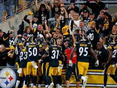 Ex-NFL GM Tabs Steelers as Landing Spot for Speedy Texas WR