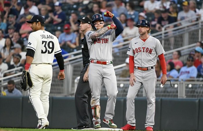 Insider Hinted Red Sox Outfielder as Possible Trade Candidate this Offseason