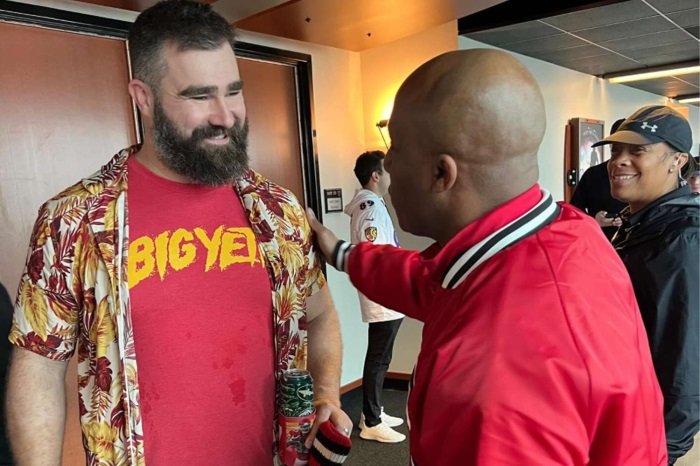 Jason Kelce Shows Support For Brother Travis With 'Big Yeti' T-Shirt