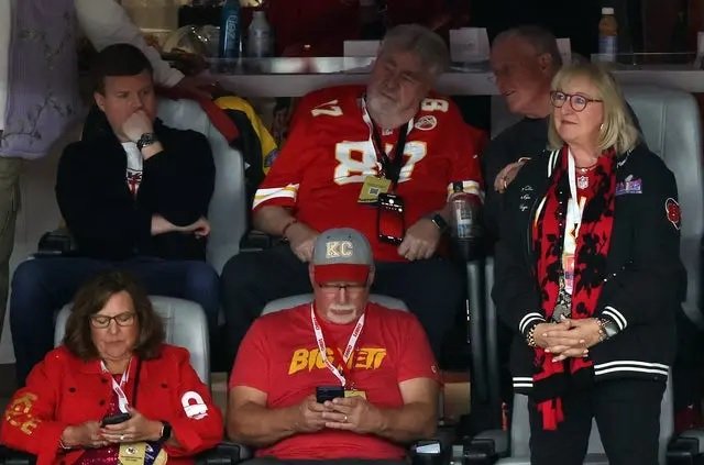 See Taylor Swift's Parents and Travis Kelce's Family All Together at Super Bowl LVIII