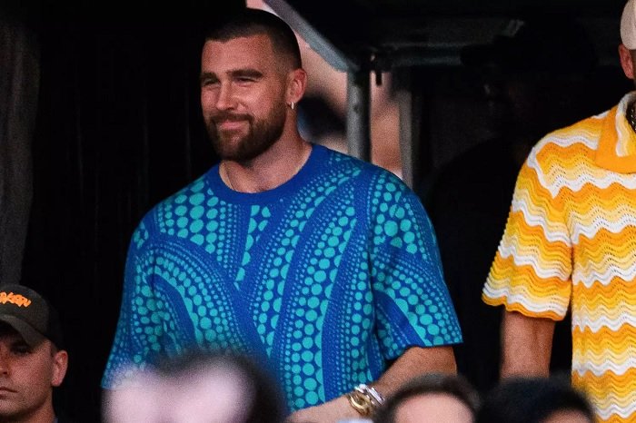 Travis Kelce Trimmed Super Bowl Beard and Rocked $850 Louis Vuitton T-Shirt at Taylor Swift’s Sydney Concert