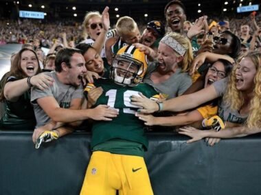 Green Bay Packers Reunite With Former WR After Nearly 10 Years