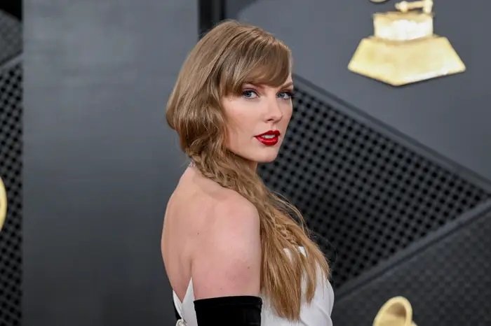 Travis Kelce Subtly Supported Taylor Swift's 2024 Grammys Appearance