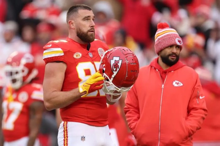 Travis Kelce reveals to brother Jason what Chiefs fans have been waiting for