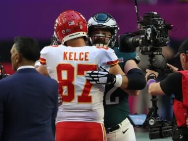 Travis and Jason Kelce celebrate National Sibling Day with hilarious throwback picture